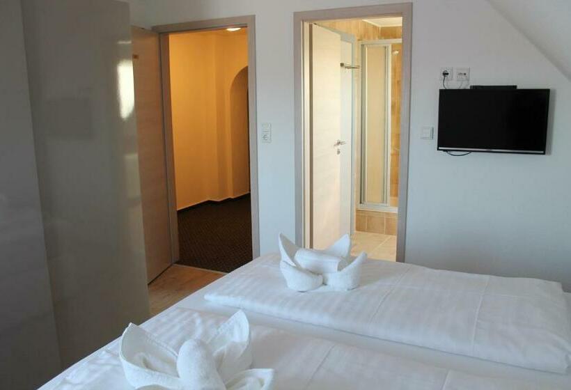 ペンション Gästehaus Hubertushof   24h Check In