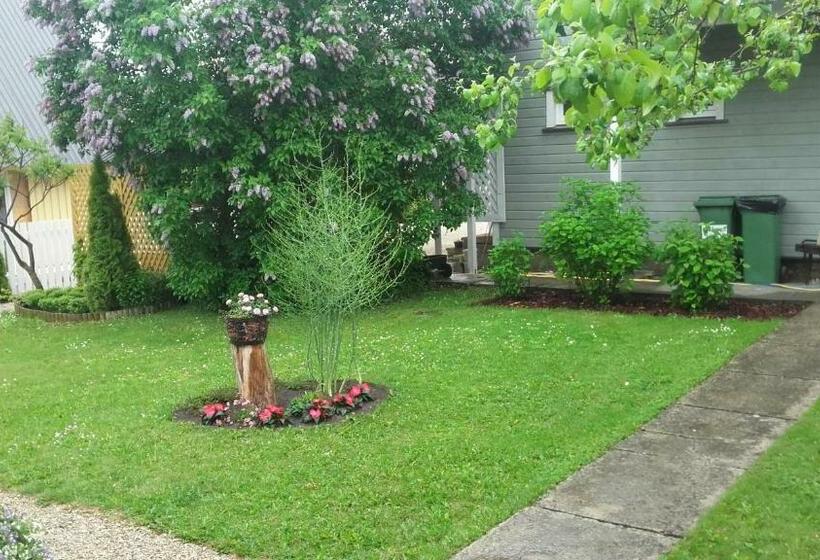 پانسیون Haavalehe Summer House