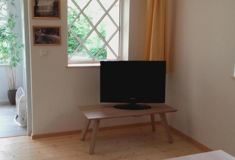 پانسیون Haavalehe Summer House