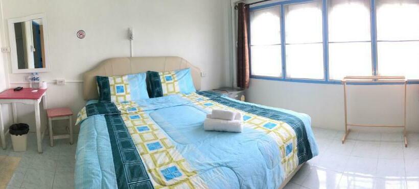 Pensió Happy Home Guest House