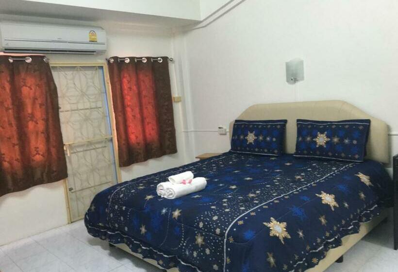 Pensió Happy Home Guest House