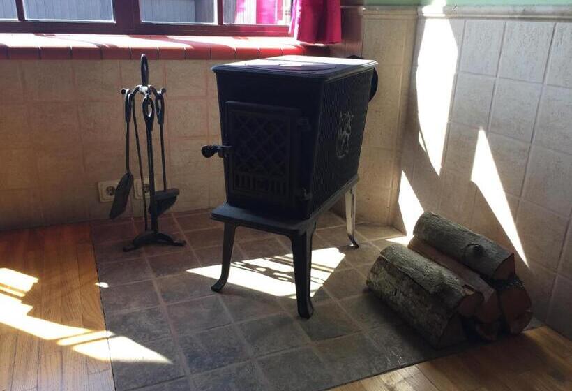 پانسیون Peahen Residence