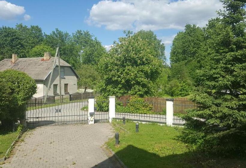 پانسیون Peahen Residence