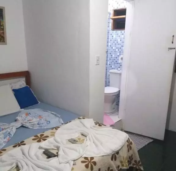 پانسیون Pousada Da Helena Trindade
