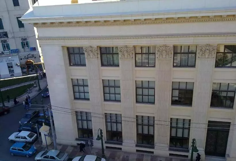 تختخواب و صبحانه Transit Alexandria Hostel