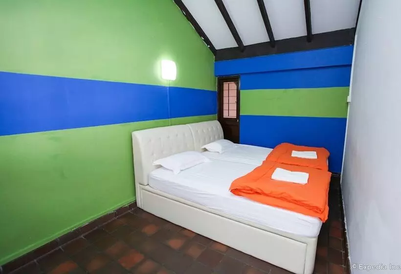 هتل CherryLoft Resorts