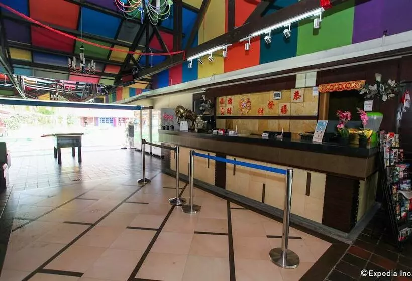 هتل CherryLoft Resorts