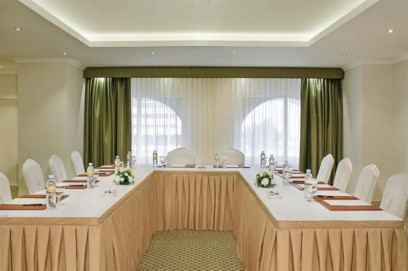 فندق City Seasons Al Hamra