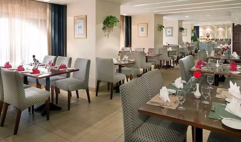 فندق City Seasons Al Hamra