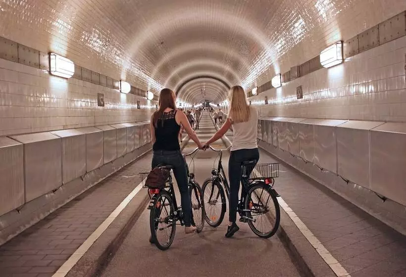 酒店 Empire Riverside