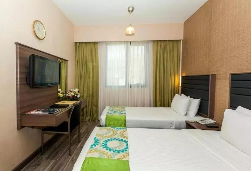 Отель Oasis Deira