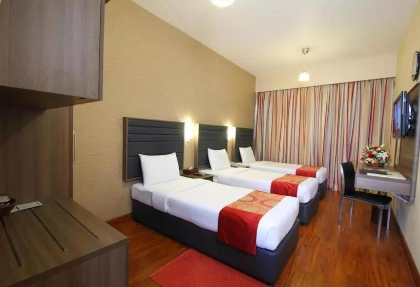 Отель Oasis Deira