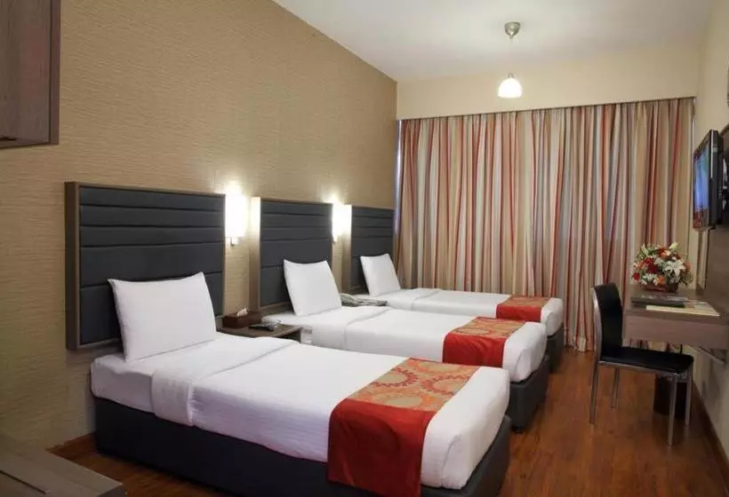 Отель Oasis Deira