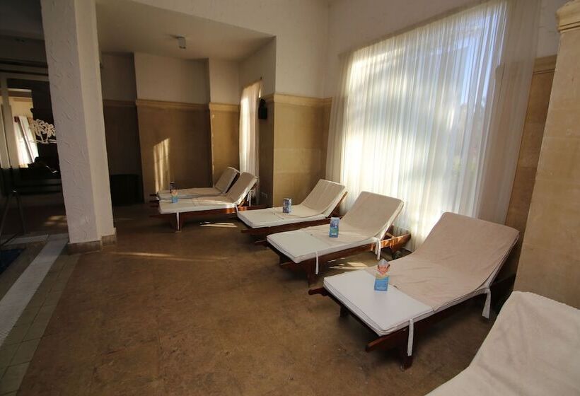 هتل Tamra Beach Resort