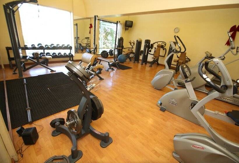 هتل Tamra Beach Resort