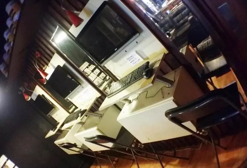 هتل The Inncrowd Backpackers Hostel, Singapore