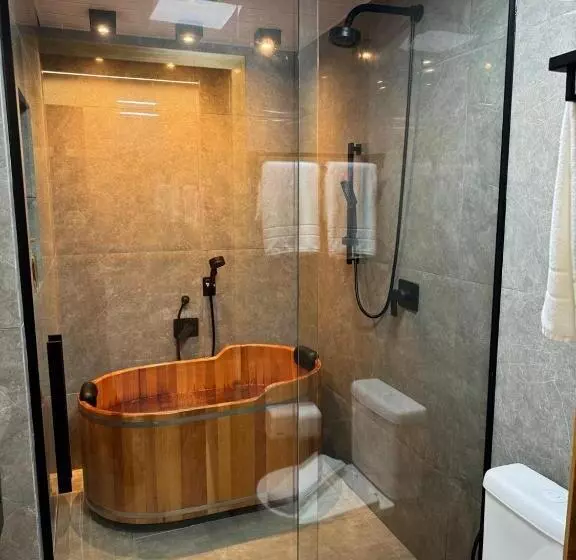 Hotel Thomasi Express