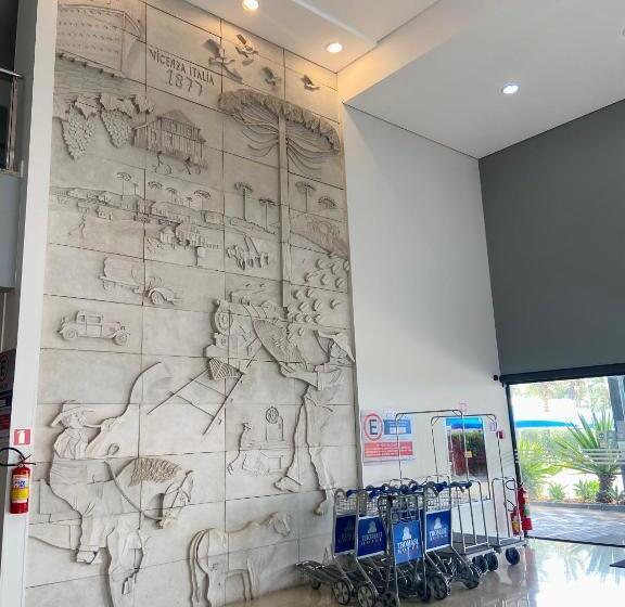 Hotel Thomasi Express