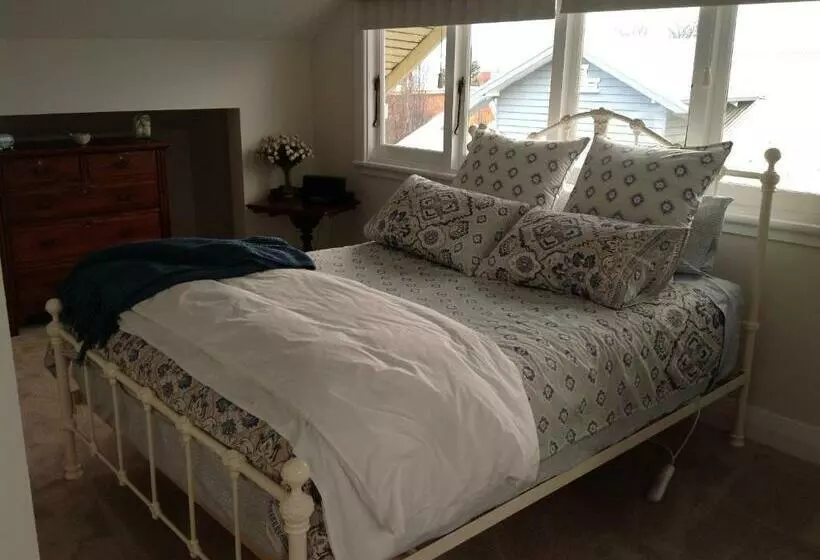 Bed and Breakfast Bindaree