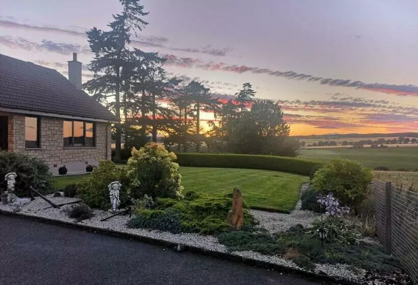 Aamiaismajoitus (B&B) Hillhaven Bed &breakfast