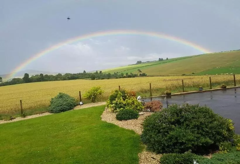 Aamiaismajoitus (B&B) Hillhaven Bed &breakfast