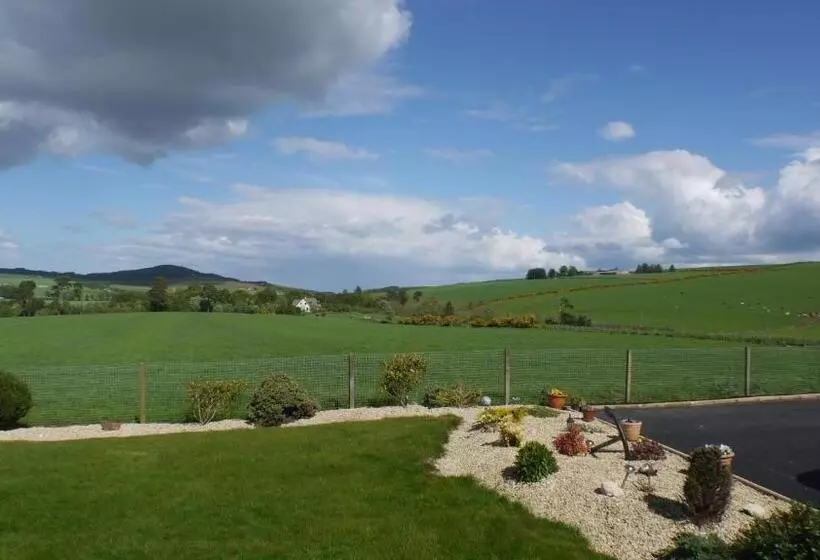 Aamiaismajoitus (B&B) Hillhaven Bed &breakfast