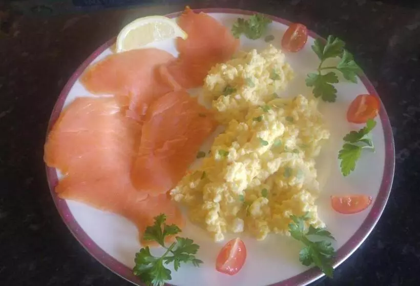 Aamiaismajoitus (B&B) Hillhaven Bed &breakfast