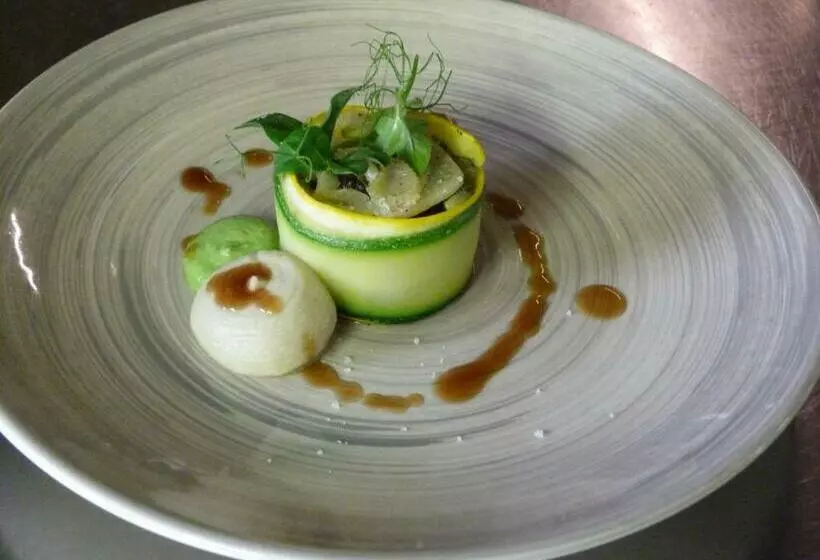 Aamiaismajoitus (B&B) La Ferme Du Hélivy