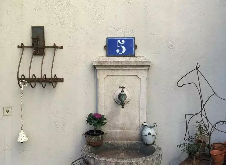 Aamiaismajoitus (B&B) Les Passiflores