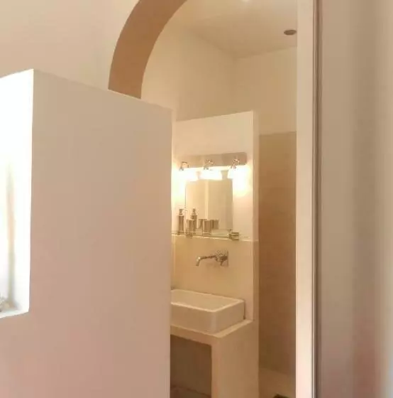 Aamiaismajoitus (B&B) Les Passiflores