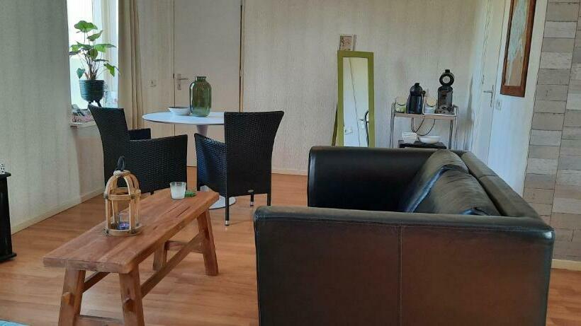 Bed & Breakfast In Ons Bakhuis