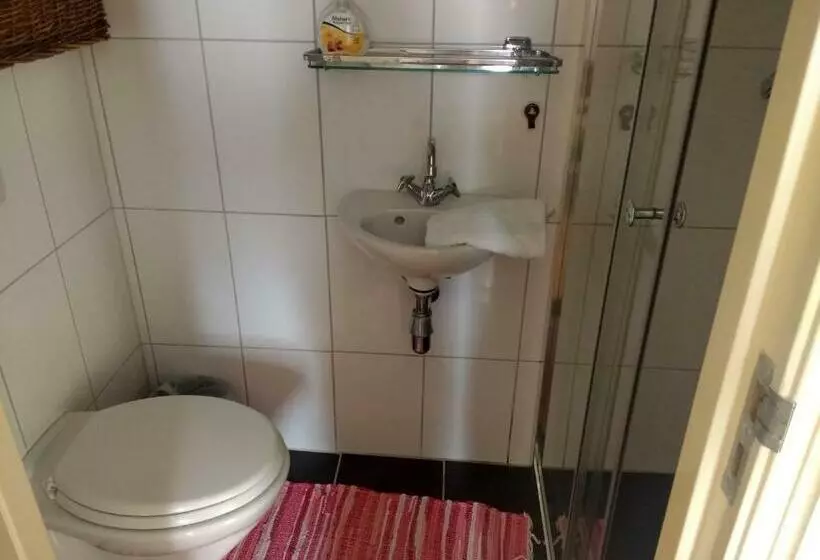 Bed & Breakfast In Ons Bakhuis