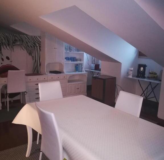 ベッドアンドブレックファースト Villa Magnolia Garda Lake