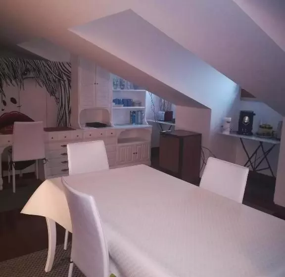ベッドアンドブレックファースト Villa Magnolia Garda Lake