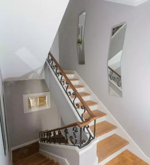 Majatalo Brivaldo Guest House