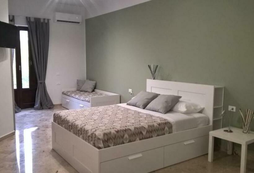 پانسیون Sole Di Maggio