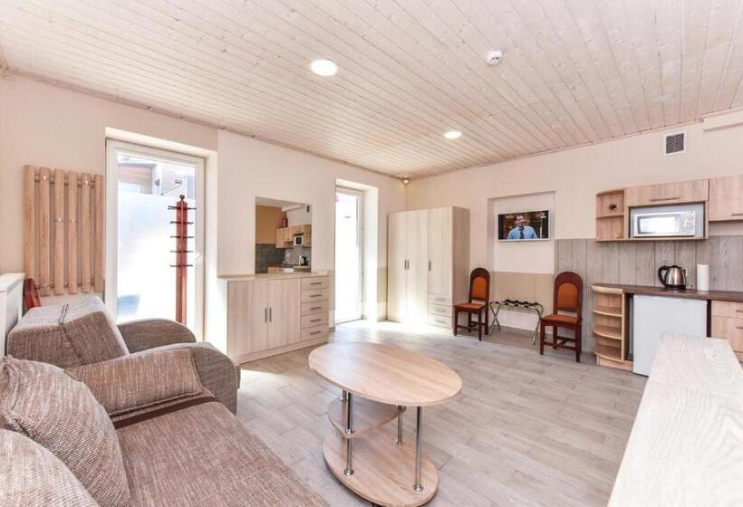 پانسیون Poilsis Palangoje