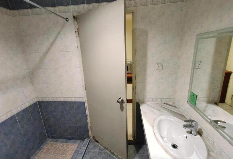 Общежитие Wawa S Golf View Inn