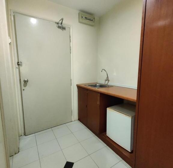 Общежитие Wawa S Golf View Inn