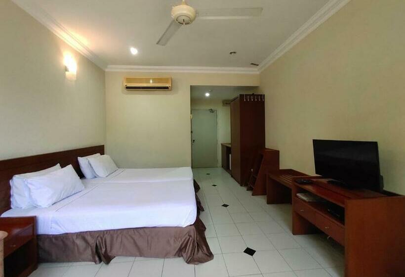 Общежитие Wawa S Golf View Inn