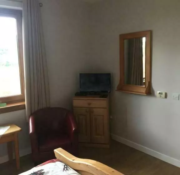 Aamiaismajoitus (B&B) Doura Lodge