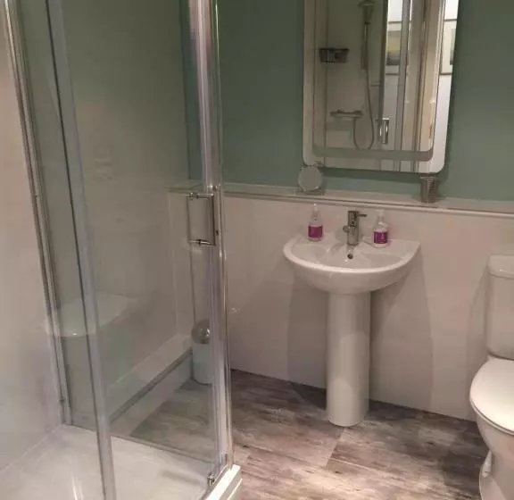 Aamiaismajoitus (B&B) Doura Lodge