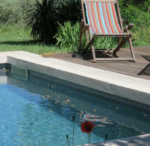 住宿加早餐  L Oustalet