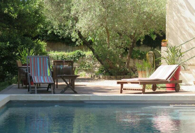 住宿加早餐  L Oustalet