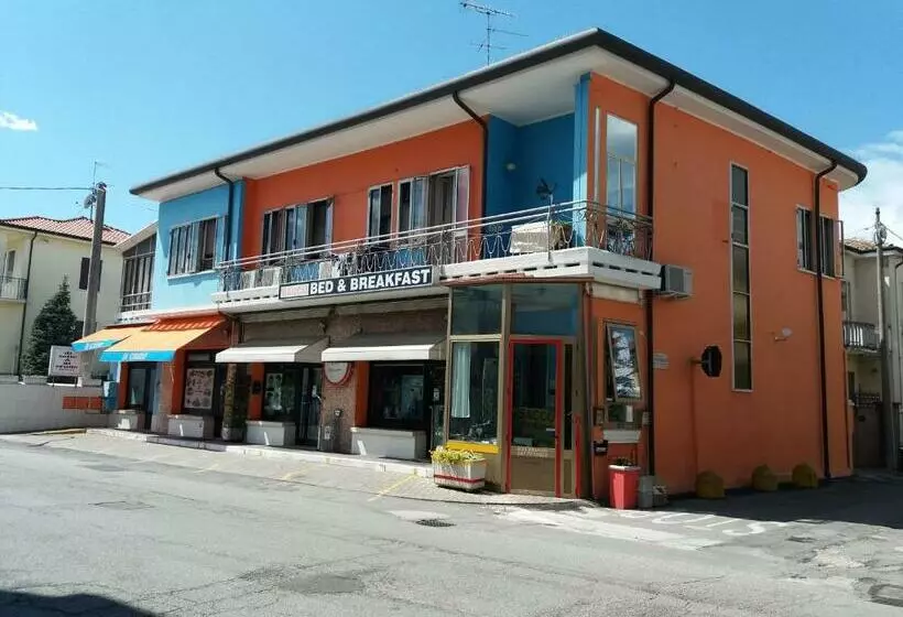 تختخواب و صبحانه Sacco Bed&breakfast