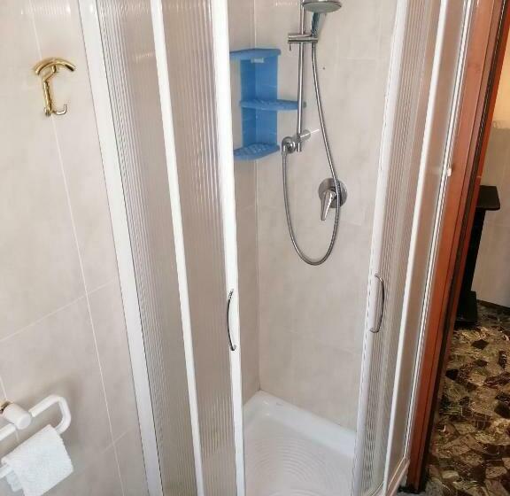 تختخواب و صبحانه Sacco Bed&breakfast