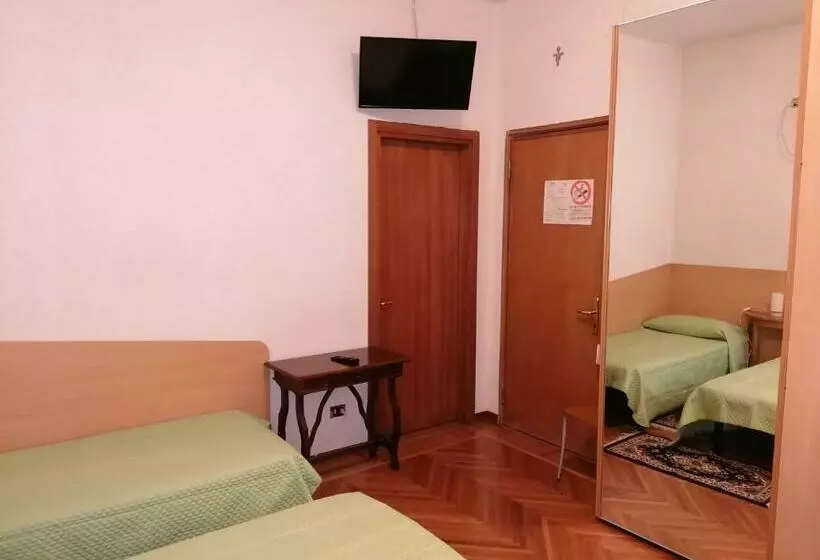 تختخواب و صبحانه Sacco Bed&breakfast