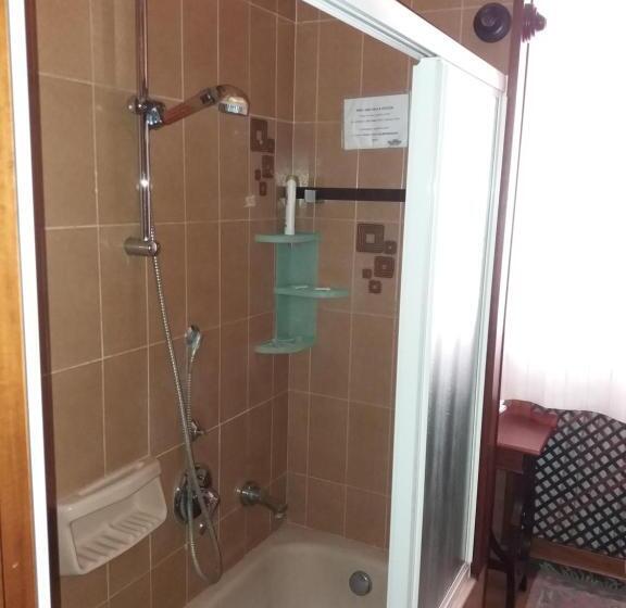 تختخواب و صبحانه Sacco Bed&breakfast