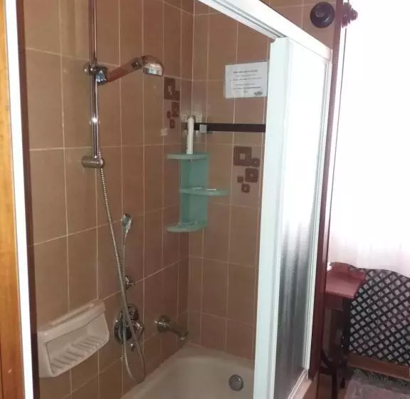 تختخواب و صبحانه Sacco Bed&breakfast