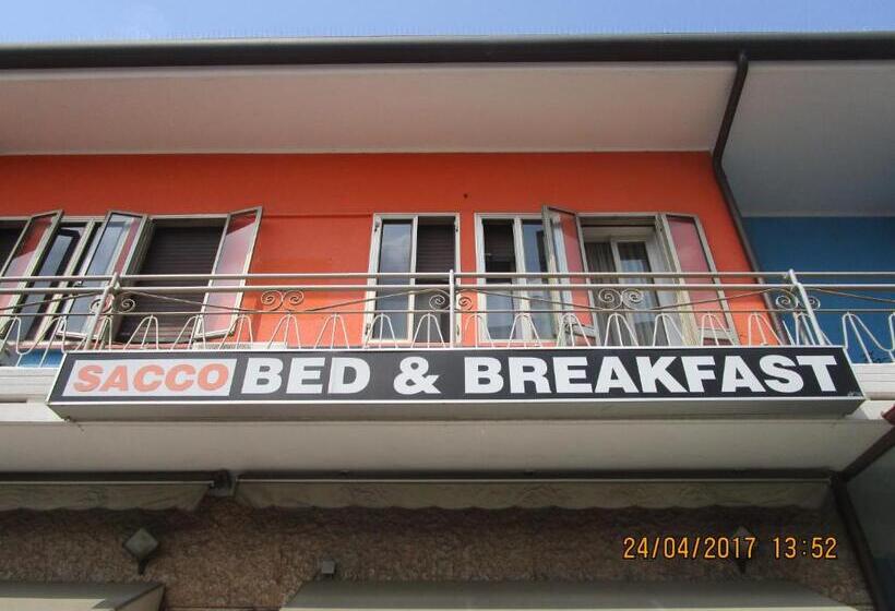 تختخواب و صبحانه Sacco Bed&breakfast
